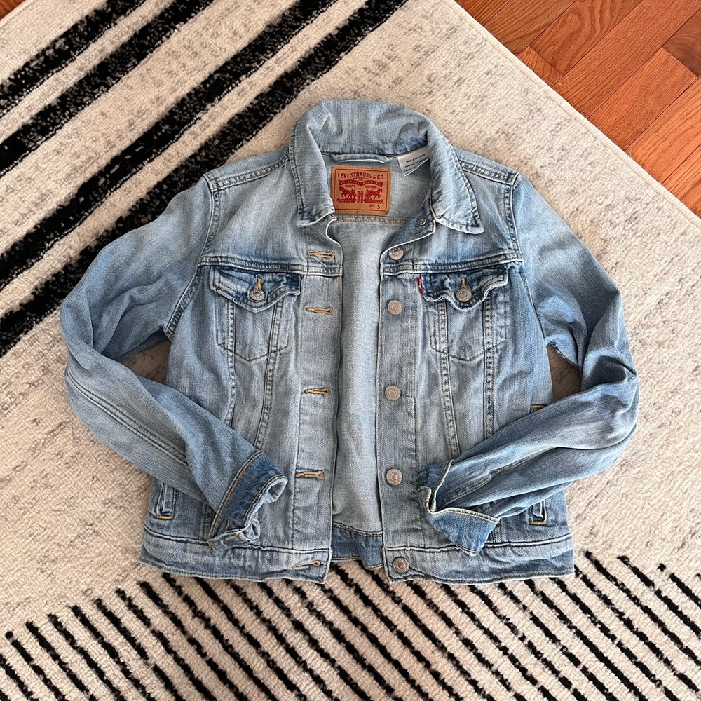 Authentic Levi Jean Jacket. Size Small. - image 1